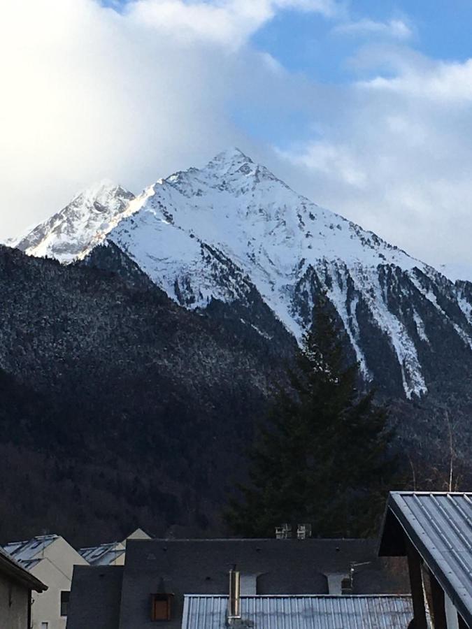 T2 Centre Village: Mountain View Chalet with Covered Terrace Saint-Lary-Soulan Exterior photo